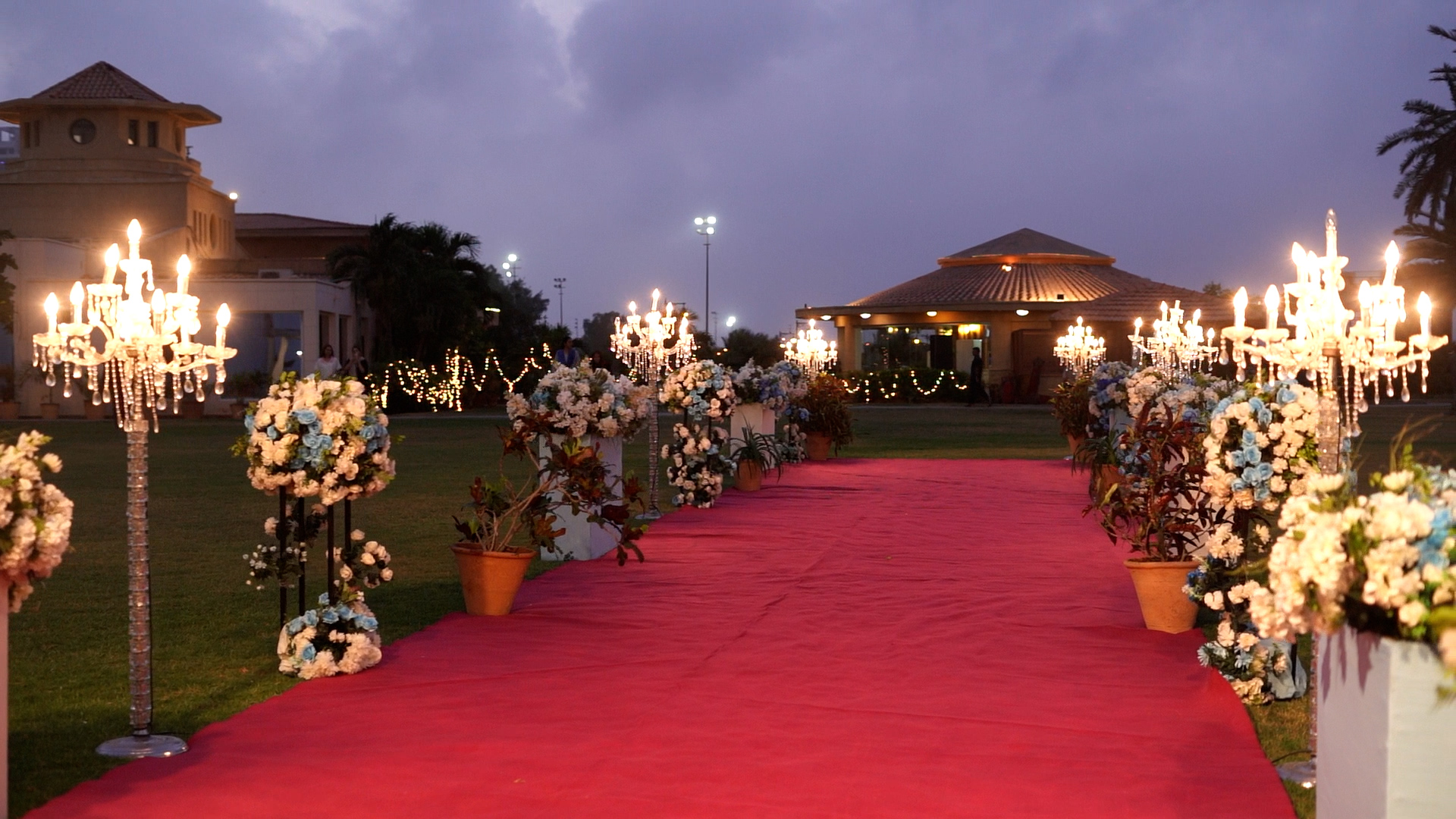 Seaside Luxury: Planning Events at Emaar Oceanfront & DHA Phase 8